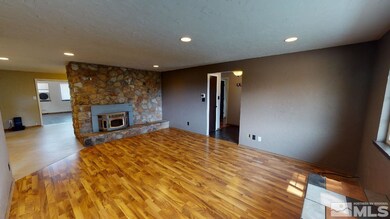 7040 Jackson Rd, Winnemucca, NV 89445 - photo 3