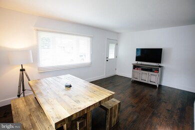 437 10th Ave, Lindenwold, NJ 08021 - photo 3