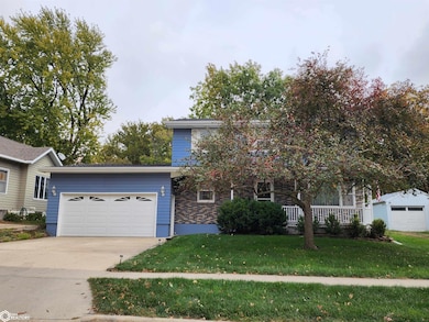 1104 Birch St, Atlantic, IA 50022 - photo 2