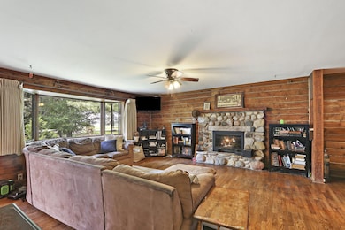 5-web-or-mls-2518 Borg Rd, Delavan, WI -