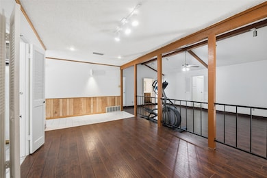 2212 Benbrook Dr, Carrollton, TX 75007 - photo 7