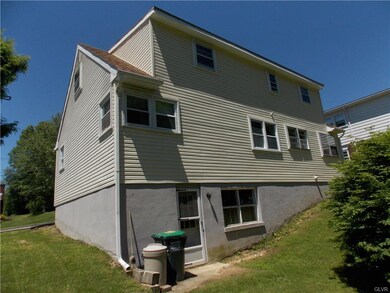 513 Lombard St, Tamaqua, PA 18252 - photo 4