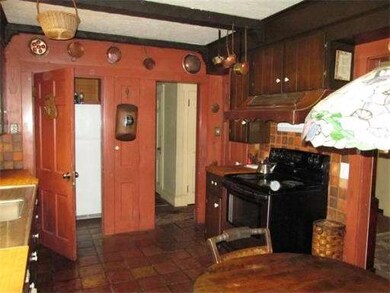 63 Cabot St, Milton, MA 02186 - photo 4