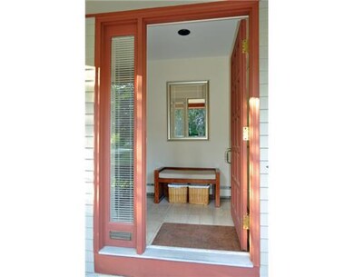 189 Laurel Ave unit 1, Providence, RI 02906 - photo 2