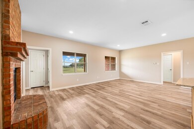 117 Savannah Dr, Weatherford, TX 76087 - photo 7