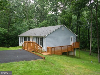 45610 Baringer Dr, California, MD 20619 - photo 2