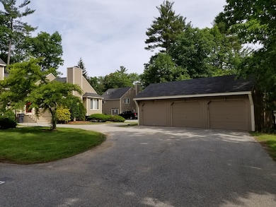 11 Iris Way unit 5, Haverhill, MA 01830 - photo 2