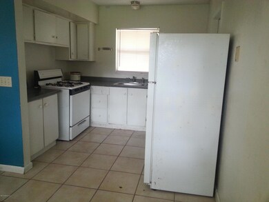 5206 Redstone Dr, Jacksonville, FL 32210 - photo 3