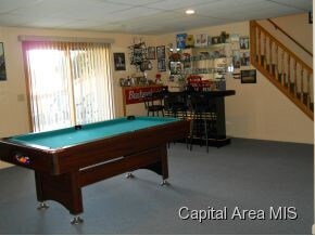 121 Coralberry Dr, Jacksonville, IL 62650 - photo 5