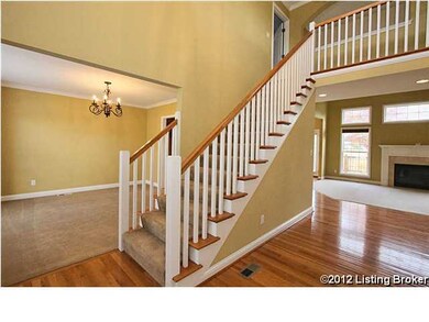 6208 Saskatchewan Dr, Louisville, KY 40228 - photo 4