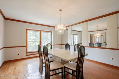 9 Kathy Ct, Holmdel, NJ 07733 - photo 4