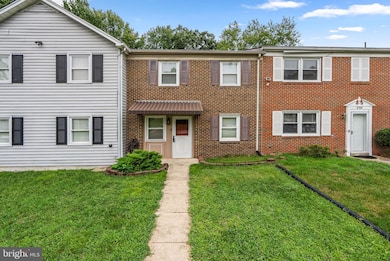 12528 Woodstock Dr E, Upper Marlboro, MD 20772 - photo 3