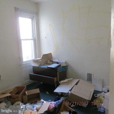 2126 N Fulton Ave, Baltimore, MD 21217 - photo 7
