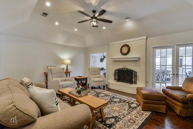 6425 Inverrary Dr, Abilene, TX 79606 - photo 2