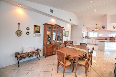 Formal Dining
