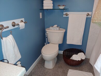 440 Hanover St unit 3D, Boston, MA 02113 - photo 5