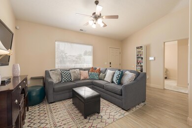700 N. Main Street, #H7-Robyn Buckwalter