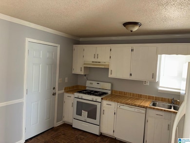 3029 Apple Valley Ln, Birmingham, AL 35215 - photo 3