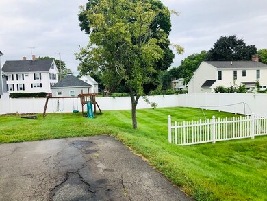 41 Washington St unit 2, Franklin, MA 02038 - photo 2