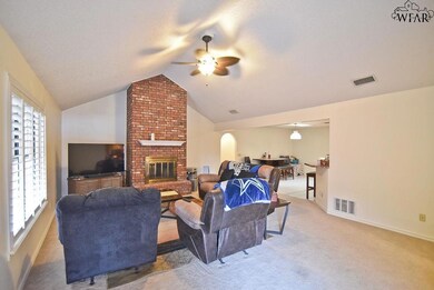 1526 Cynthia Ln, Wichita Falls, TX 76302 - photo 5