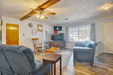 1111 Crestwood Dr, Cleburne, TX 76033 - photo 5