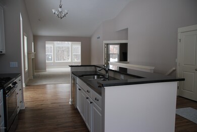 2531 Summit Ridge Dr NE unit 22, Grand Rapids, MI 49505 - photo 4