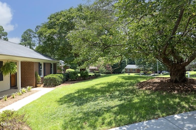 02FrontYard