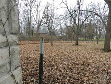 334 S 9th Ave, Beech Grove, IN 46107 - photo 5