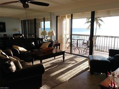 Comfort and luxurious leather in this great room. 