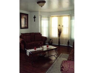 19 Bunkerhill St unit 1, Lawrence, MA 01841 - photo 2