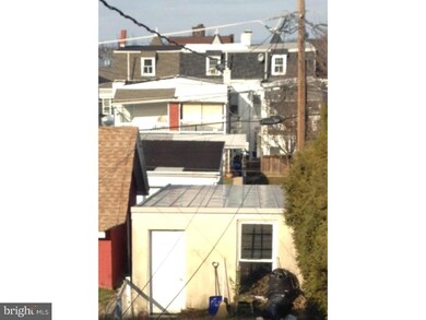 515 Chestnut St, West Reading, PA 19611 - photo 2