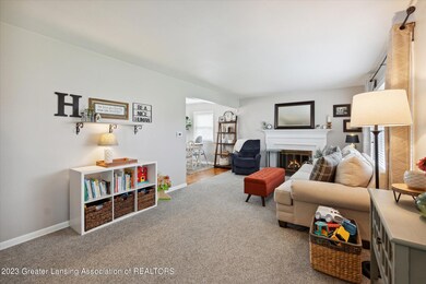 2307 Wellington Rd, Lansing, MI 48910 - photo 5