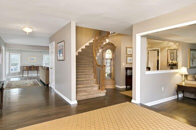 122 Dorchester Way, Shrewsbury, NJ 07702 - photo 2