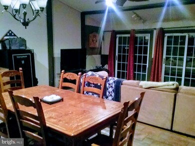 12514 Kemmerton Ln, Bowie, MD 20715 - photo 4