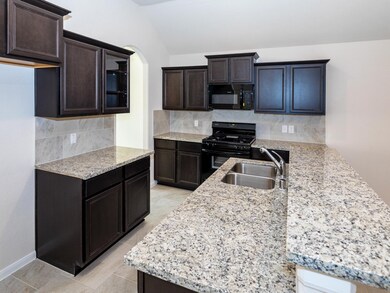 5192 Echo Falls Dr, Alvin, TX 77511 - photo 3