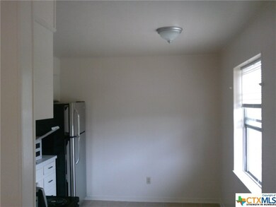 304 E Carpenter Ave, Copperas Cove, TX 76522 - photo 5