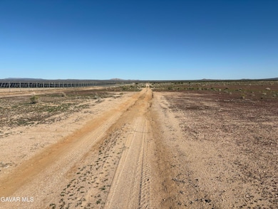 0 Washburn Blvd unit 25008316, California City, CA 93505 - photo 2