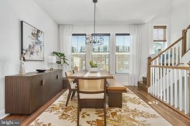 961 Holden Rd, Frederick, MD 21701 - photo 3