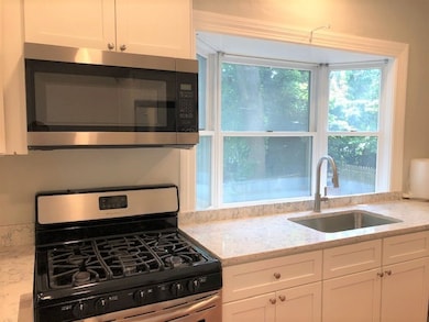 15 Everett Ave unit 1, Providence, RI 02906 - photo 4