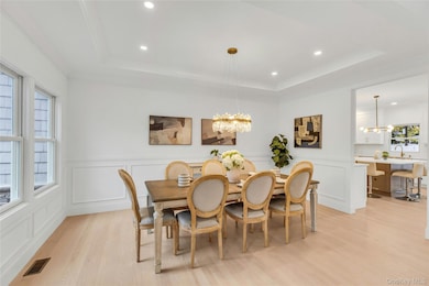 10 Beth Ln, Plainview, NY 11803 - photo 7