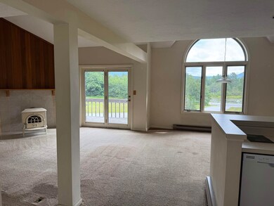 Open and Spacious views to the mountains