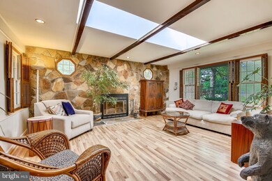 10414 Hutting Place, Silver Spring, MD 20902 - photo 6