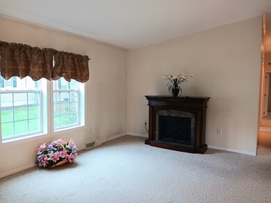 3404 Oak Point Dr, Middleborough, MA 02346 - photo 4