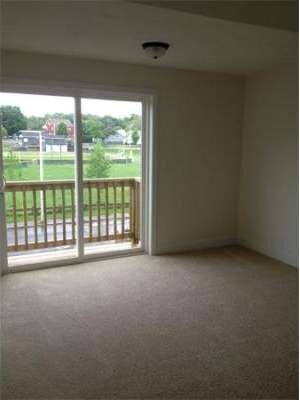 731 Franklin St, Worcester, MA 01604 - photo 3