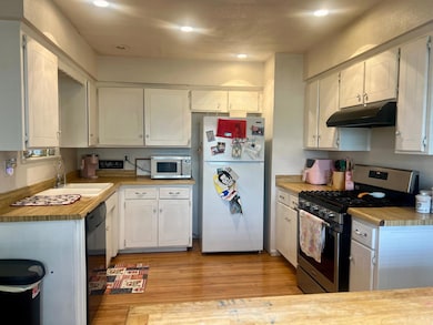 1239 Chittenden Ave, Corcoran, CA 93212 - photo 4