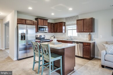 58 Bindweed Ct, Bunker Hill, WV 25413 - photo 2