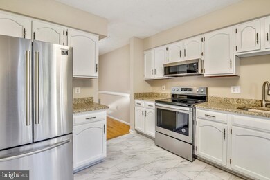 18709 Winding Creek Place, Germantown, MD 20874 - photo 2