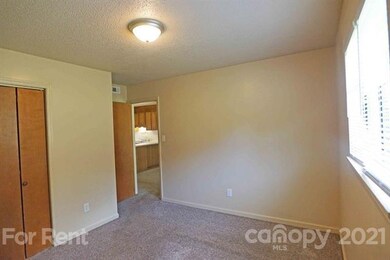 1220 8th St NE unit G, Hickory, NC 28601 - photo 6