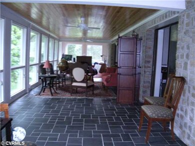 Porch - Lower Leve 4 Seasons room