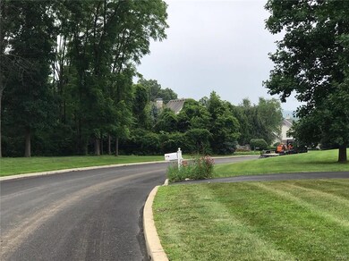 6375 Sweetbriar Ln, Zionsville, PA 18092 - photo 2